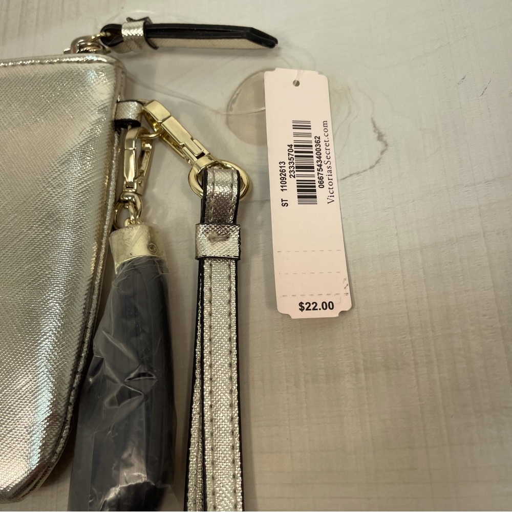Victoria’s Secret NWT Gold Zipper Cosmetic Bag Wristlet - Picture 3 of 8